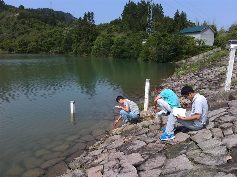 遵義市4名環(huán)保工作人員偷排污水被判刑！期限內(nèi)不得從事化工、環(huán)保等職業(yè)