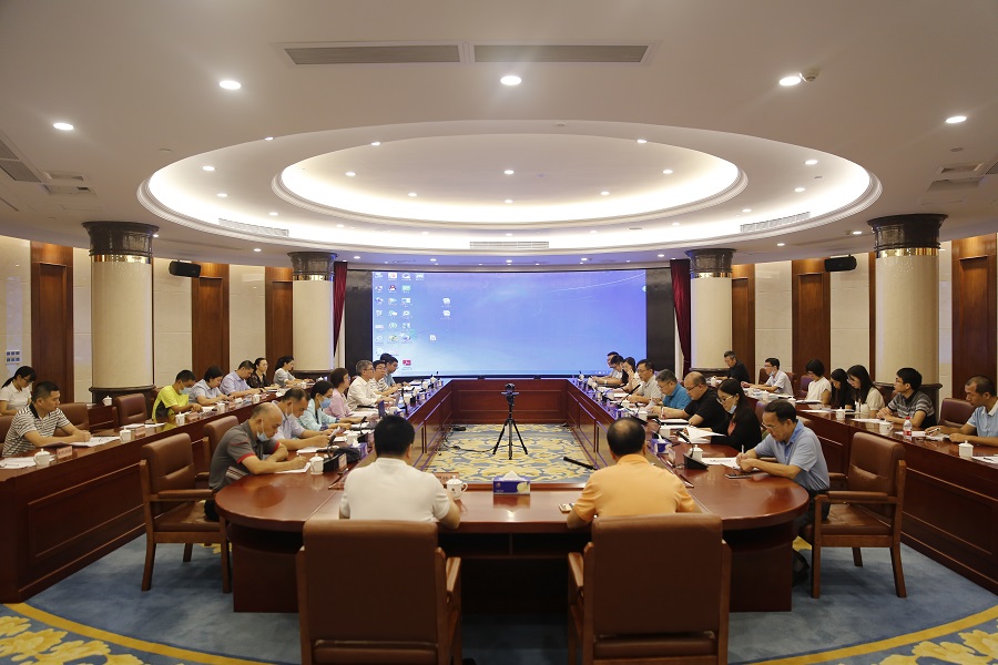 省生態(tài)環(huán)境廳到佛山開展重點行業(yè)企業(yè)用地調(diào)查和土壤污染防治攻堅戰(zhàn)調(diào)研(圖1) 省生態(tài)環(huán)境廳到佛山開展重點行業(yè)企業(yè)用地調(diào)查和土壤污染防治攻堅戰(zhàn)調(diào)研(圖1)