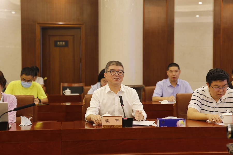 省生態(tài)環(huán)境廳到佛山開展重點行業(yè)企業(yè)用地調(diào)查和土壤污染防治攻堅戰(zhàn)調(diào)研(圖2) 省生態(tài)環(huán)境廳到佛山開展重點行業(yè)企業(yè)用地調(diào)查和土壤污染防治攻堅戰(zhàn)調(diào)研(圖2)